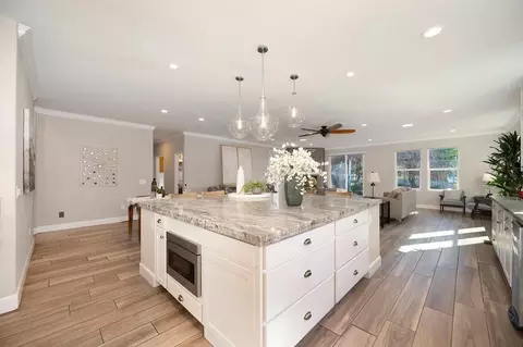 Kitchen - 3710 Sutter Hill Ln, Carmichael, CA 95608 photo 3 of 5