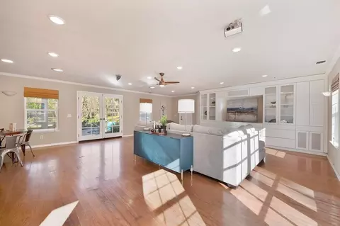Living - 3710 Sutter Hill Ln, Carmichael, CA 95608 photo 4 of 5