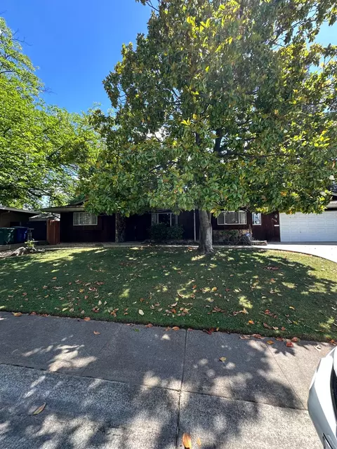 6130 Winding Way, Carmichael, CA 95608 photo 2