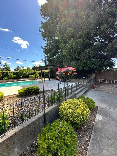 6130 Winding Way, Carmichael, CA 95608 photo 8