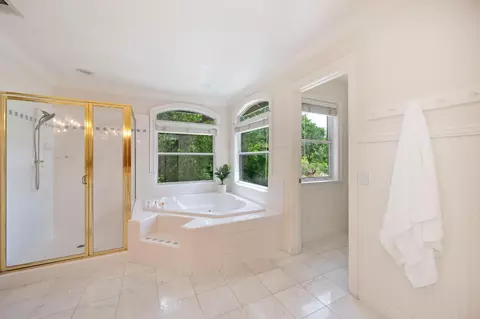 Bath - 4541 Mountaingate, Rocklin, CA 95765 photo 4 of 7