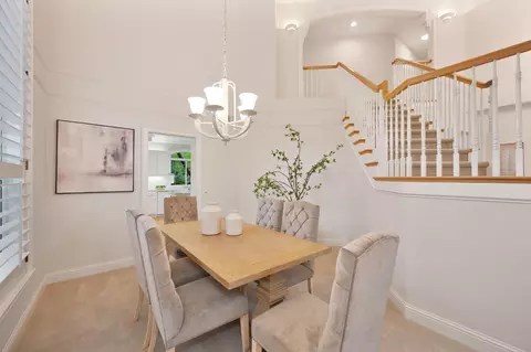 Dining - 4541 Mountaingate, Rocklin, CA 95765 photo 2 of 5