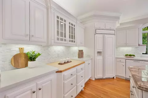 Kitchen - 4541 Mountaingate, Rocklin, CA 95765 photo 3 of 10