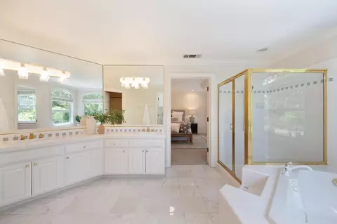 Bath - 4541 Mountaingate, Rocklin, CA 95765 photo 6 of 7