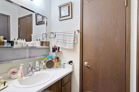3004 Mulholland Dr, Modesto, CA 95355 photo 9