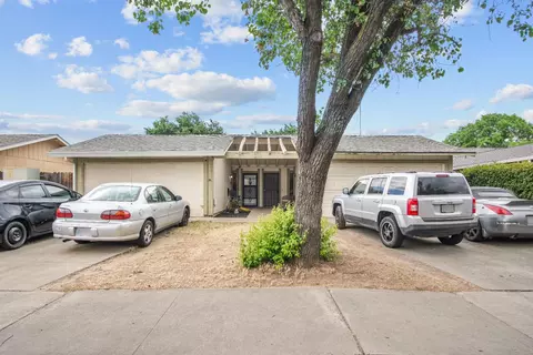 3004 Mulholland Dr, Modesto, CA 95355 photo 2