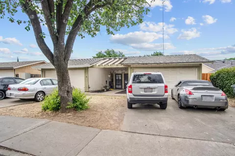 3004 Mulholland Dr, Modesto, CA 95355 photo 1