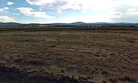 120 Bend Dr, Alturas, CA 96101