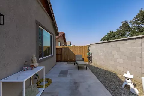 Exterior - 1639 Carson River Loop, Lincoln, CA 95648 photo 7 of 12