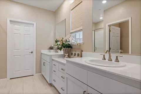 Entry Way - 1639 Carson River Loop, Lincoln, CA 95648 photo 4 of 6