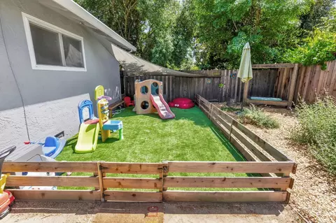 1715 Myrtle Pl, Davis, CA 95618 photo 29