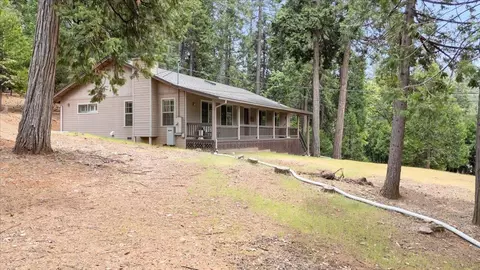 24195 Awahanee Rd, Sonora, CA 95370 photo 3