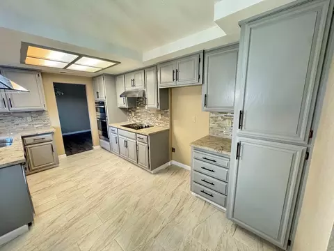 2232 NE Manitoba Ct, Modesto, CA 95356 photo 9
