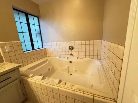 2232 NE Manitoba Ct, Modesto, CA 95356 photo 24