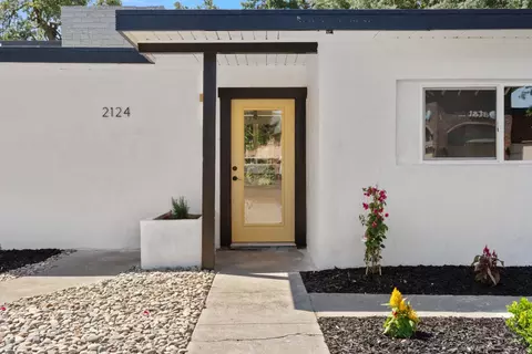 2124 Scenic Dr, Modesto, CA 95355 photo 5