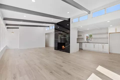 2124 Scenic Dr, Modesto, CA 95355 photo 8