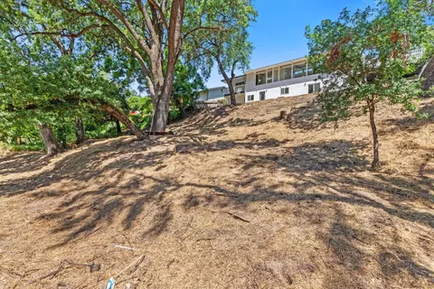2124 Scenic Dr, Modesto, CA 95355 photo 37