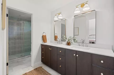 Bath - 1736 Park Place Dr, Carmichael, CA 95608 photo 1 of 4