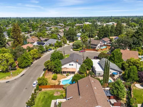 View/Area - 1736 Park Place Dr, Carmichael, CA 95608 photo 6 of 6
