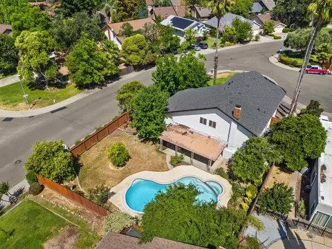 View/Area - 1736 Park Place Dr, Carmichael, CA 95608 photo 5 of 6