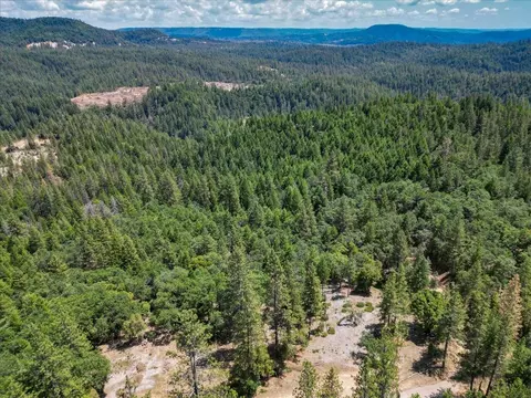16856 Red Dog Rd, Nevada City, CA 95959
