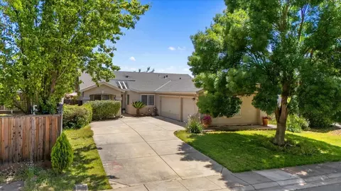 803 Mcdevitt Dr, Wheatland, CA 95692 photo 1