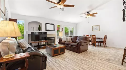 803 Mcdevitt Dr, Wheatland, CA 95692 photo 2
