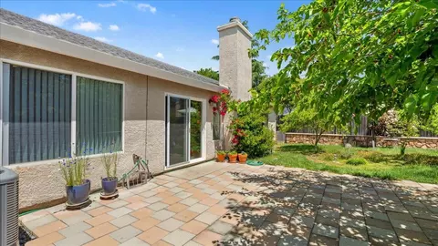 803 Mcdevitt Dr, Wheatland, CA 95692 photo 6