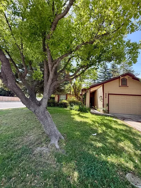 836 Lourence Dr, Tracy, CA 95376 photo 2