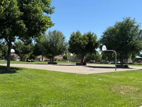 Exterior - 3751 De Soto Way, Merced, CA 95340 photo 2 of 15