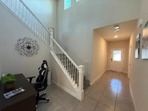 Entry Way - 3751 De Soto Way, Merced, CA 95340 photo 5 of 15