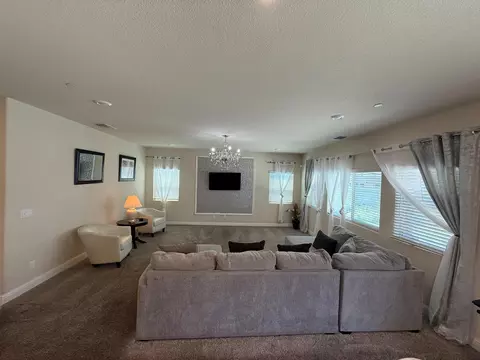 Living - 3751 De Soto Way, Merced, CA 95340 photo 1 of 11