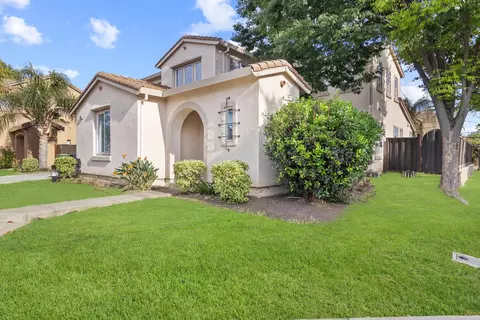 2726 Marshall Ct, Tracy, CA 95377 photo 3