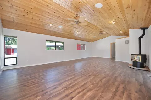 Living - 17870 Orchard Pl, Applegate, CA 95703 photo 10 of 10