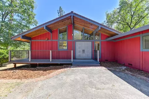 Exterior - 17870 Orchard Pl, Applegate, CA 95703 photo 5 of 28