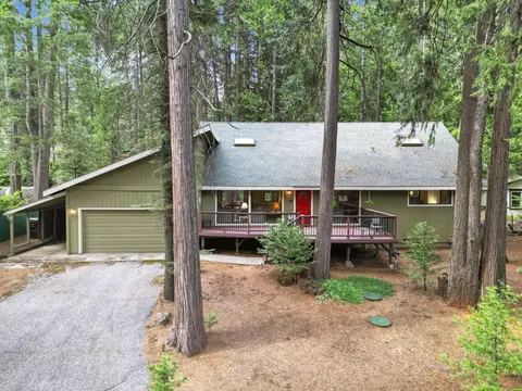 13480 Red Dog Rd, Nevada City, CA 95959