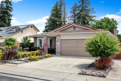 678 Emerald Pl, Manteca, CA 95336 photo 3