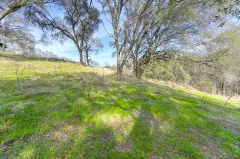 Exterior - 1930 Indian Rock Rd, Cool, CA 95614 photo 45 of 56