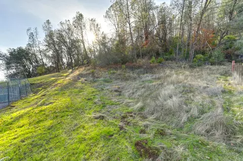 Exterior - 1930 Indian Rock Rd, Cool, CA 95614 photo 38 of 56