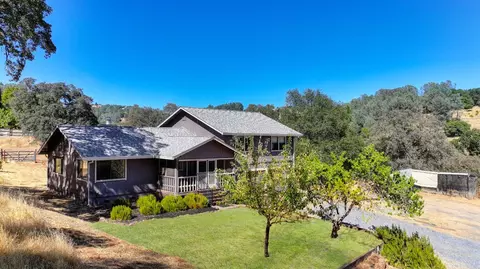 Exterior - 1930 Indian Rock Rd, Cool, CA 95614 photo 3 of 56