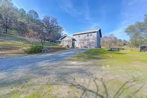 Exterior - 1930 Indian Rock Rd, Cool, CA 95614 photo 19 of 56