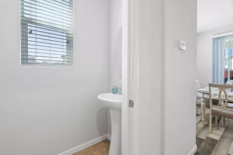 Entry Way - 4373 Strathmore, Merced, CA 95348 photo 2 of 6