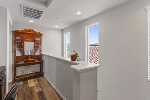 Entry Way - 4373 Strathmore, Merced, CA 95348 photo 4 of 6