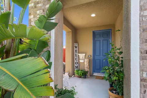 Entry Way - 4373 Strathmore, Merced, CA 95348 photo 1 of 6