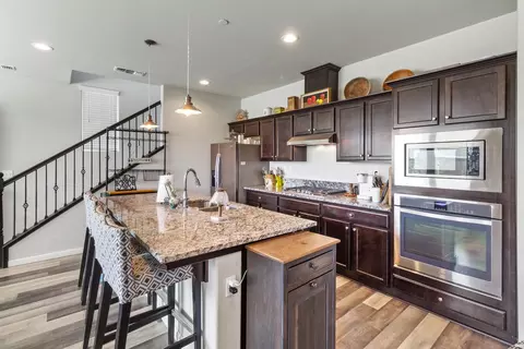 Kitchen - 4373 Strathmore, Merced, CA 95348 photo 2 of 6