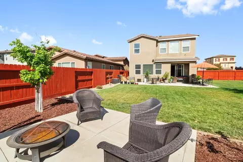 Exterior - 4373 Strathmore, Merced, CA 95348 photo 18 of 25
