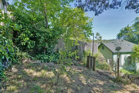 Exterior - 954 Garden Loop, Placerville, CA 95667 photo 19 of 28