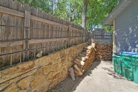 Exterior - 954 Garden Loop, Placerville, CA 95667 photo 10 of 28