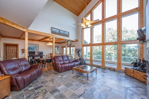 Living - 6060 Stony Creek Rd, Jackson, CA 95642 photo 5 of 7