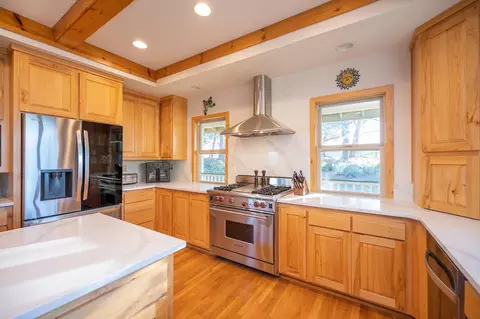 Kitchen - 6060 Stony Creek Rd, Jackson, CA 95642 photo 5 of 5
